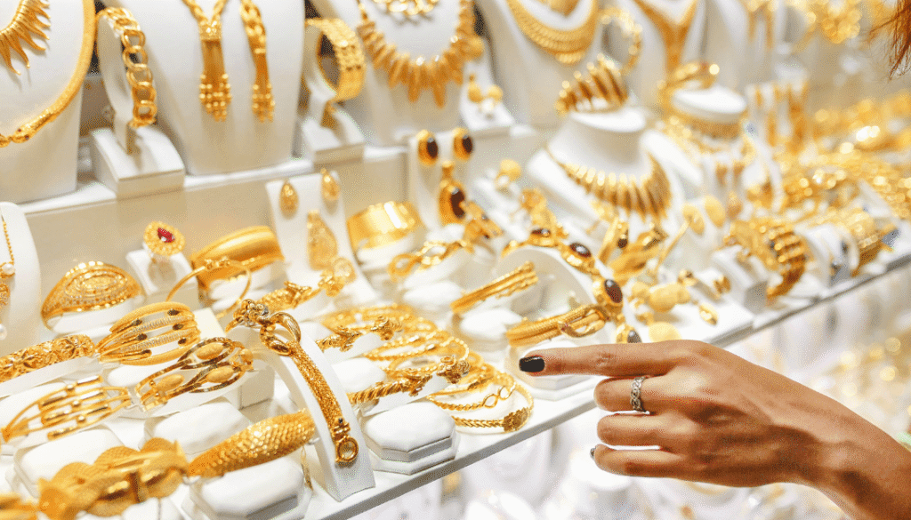 How to Sell Gold Jewelry Safely, Avoiding Scams and Getting Fair Value