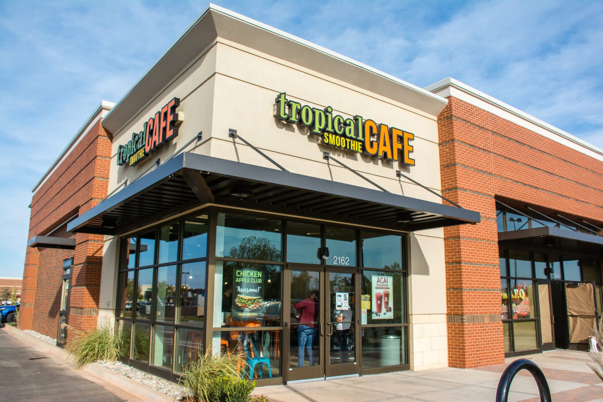 Tropical Smoothie Cafe expected to open soon near Lewisburg