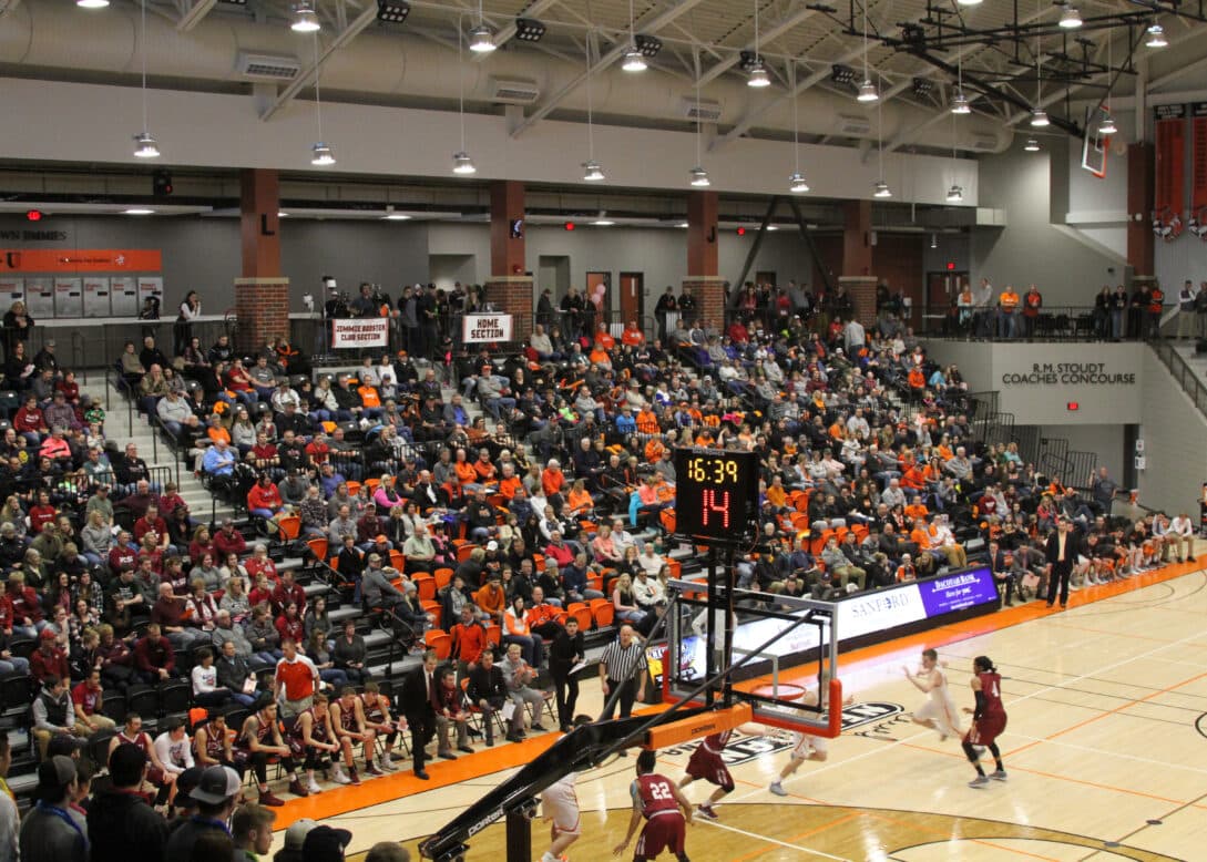 Jimmies rally late but fall to Winona State 76-66