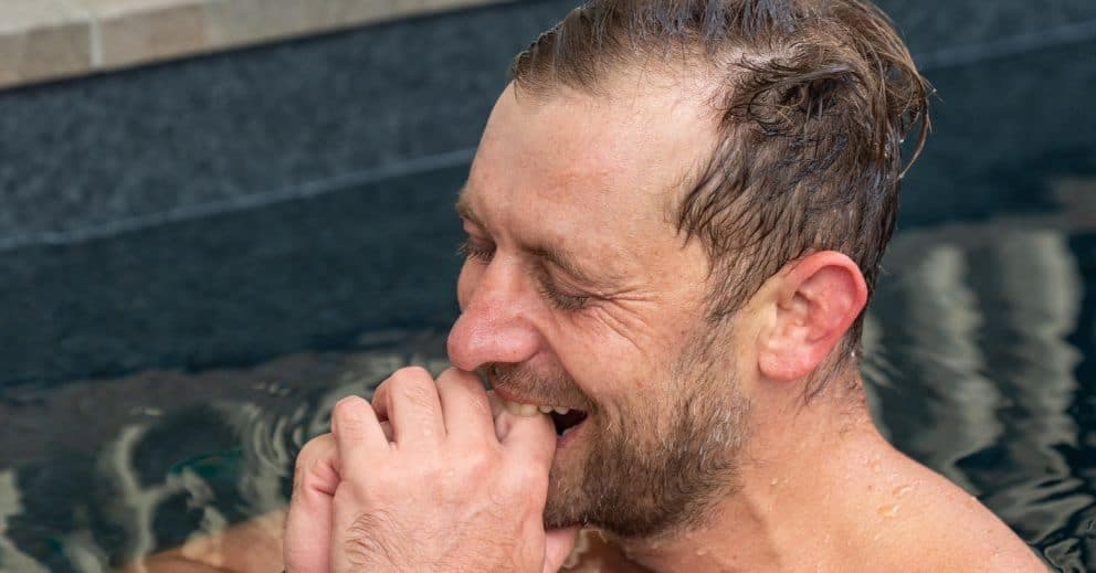 Munich group hosts Wim Hof-style ice bath, breathwork and tea session