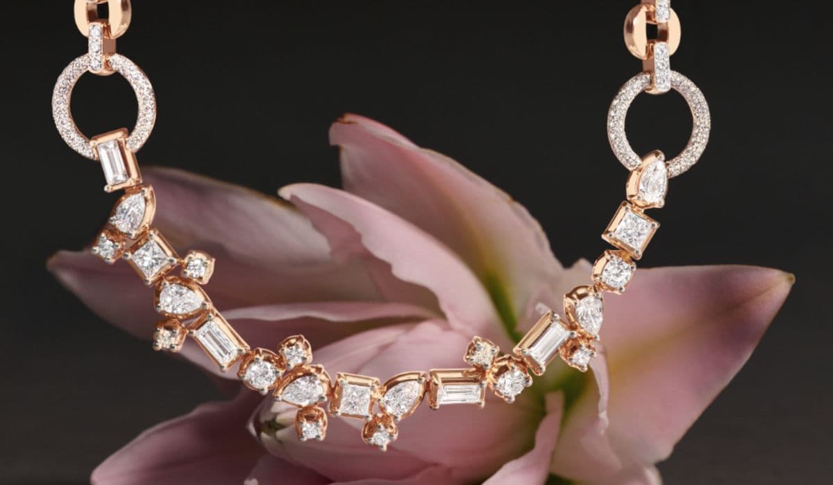 Jewellery in 2026 Becomes Investment, Identity Signal, and Self-Purchase Choice