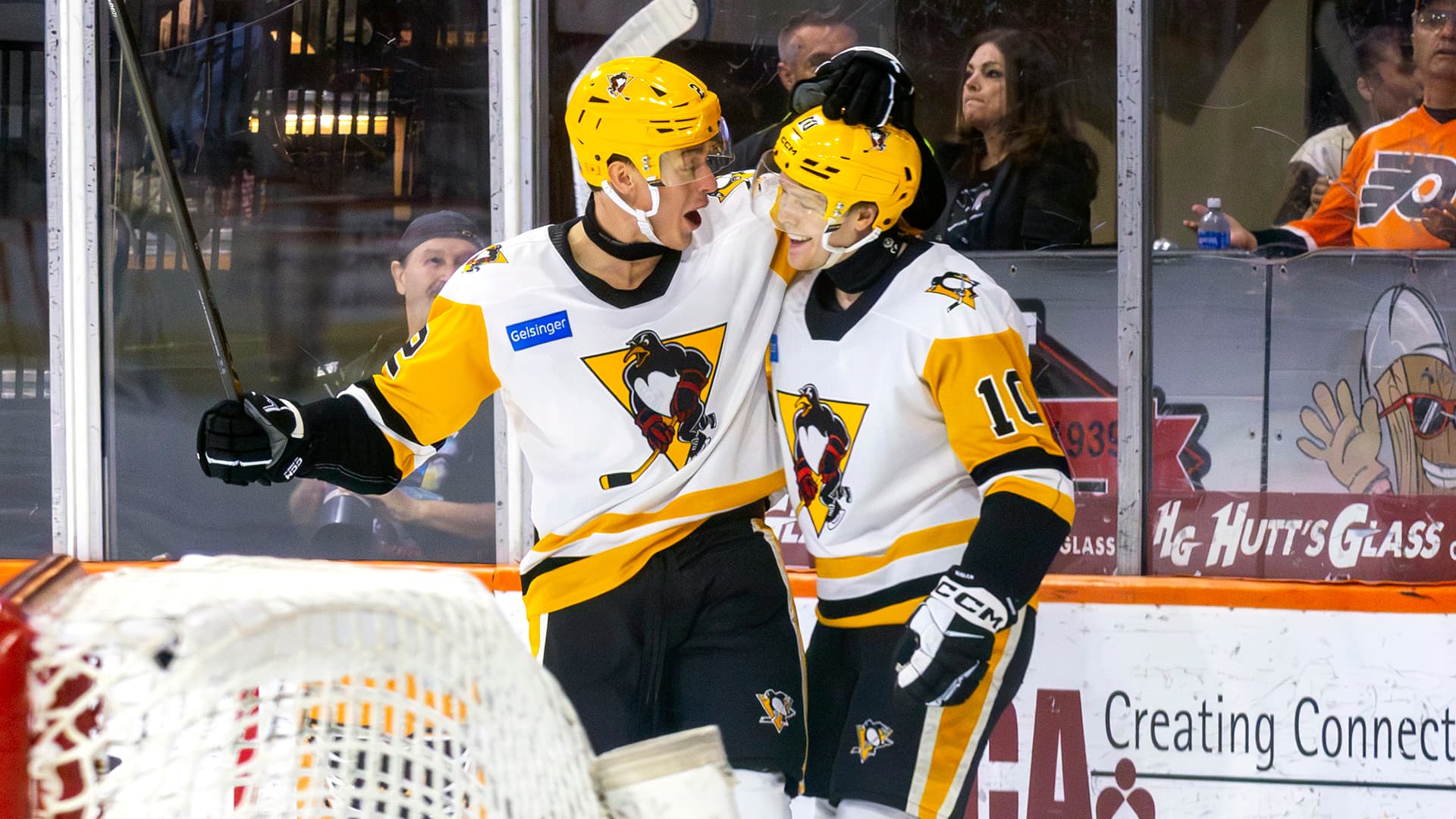 Huglen's Natural Hat Trick Powers Penguins Past Phantoms 6-2