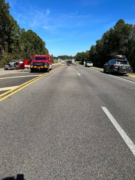 Multiple-vehicle crash blocks U.S. 231 south of Huntingburg; use alternate routes