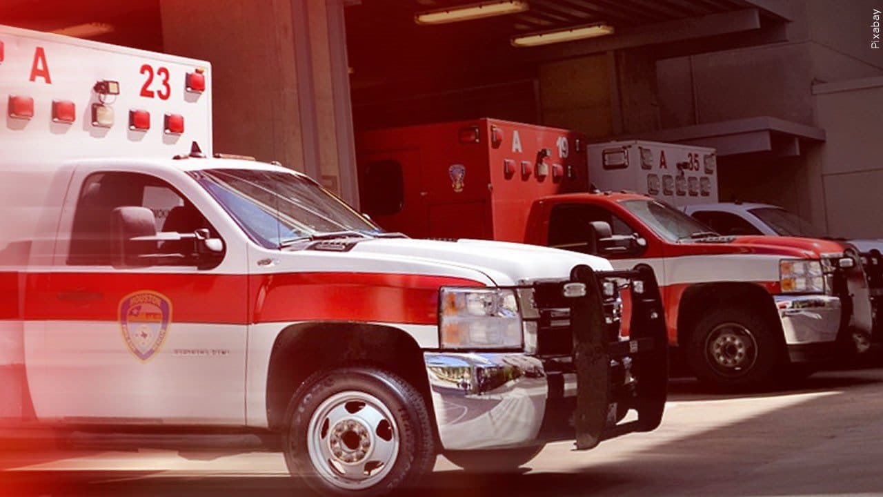 Three hospitalized after Highway 53 crash in Canosia Township