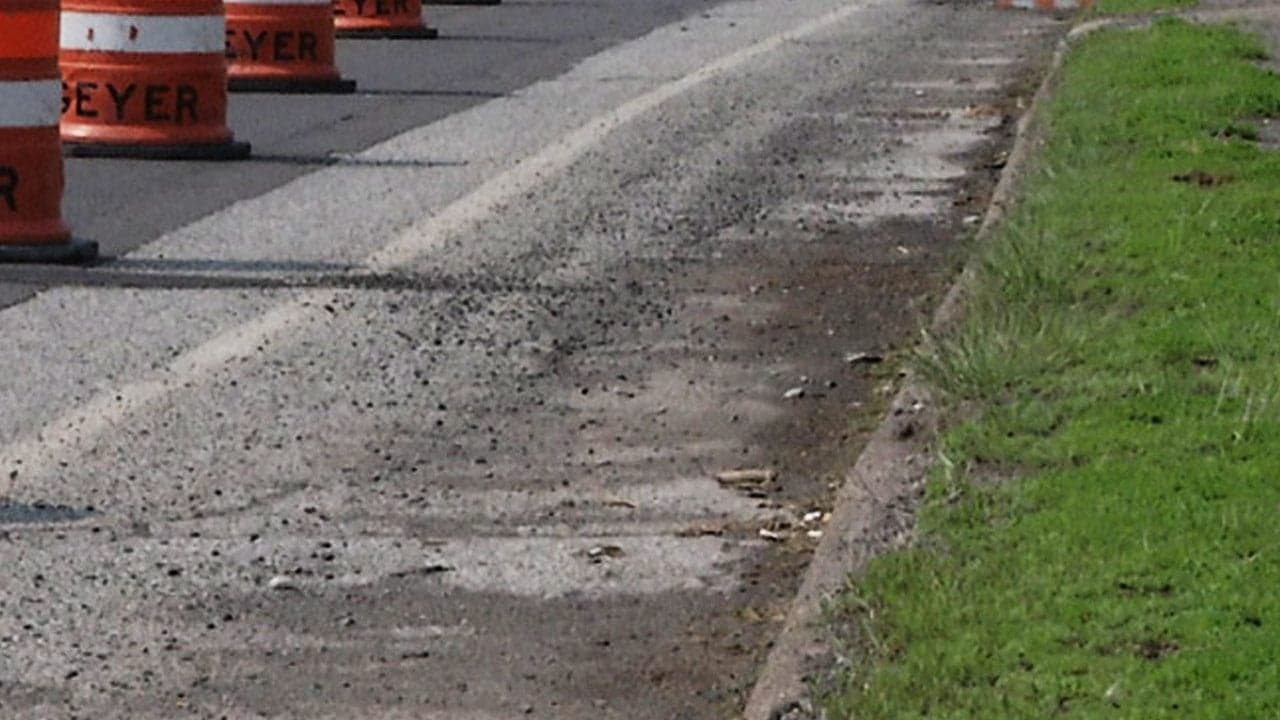 Duluth opens five road-sand collection sites for spring cleanup