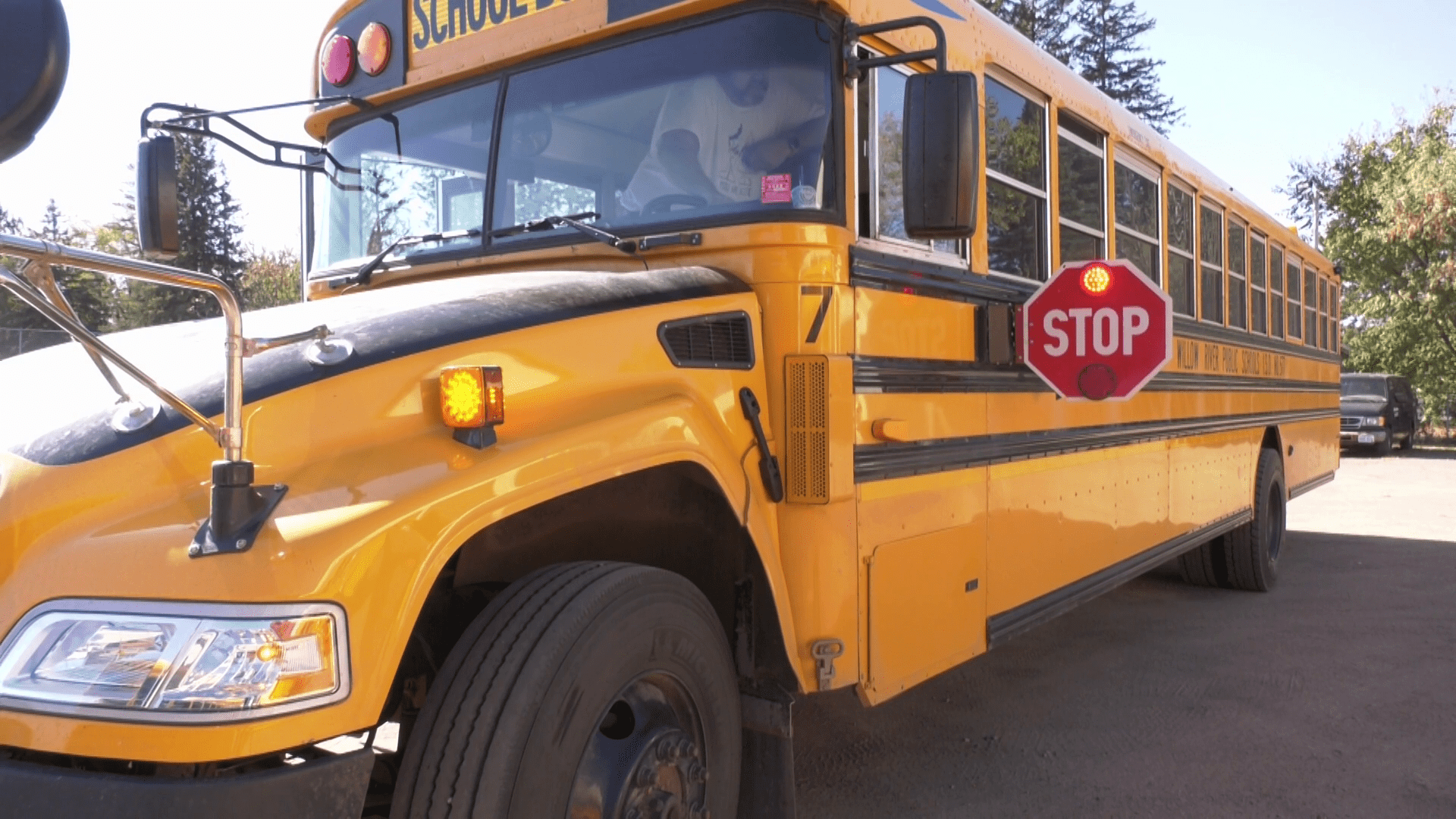 Minnesota tightens school-bus stop law, affecting St. Louis County drivers