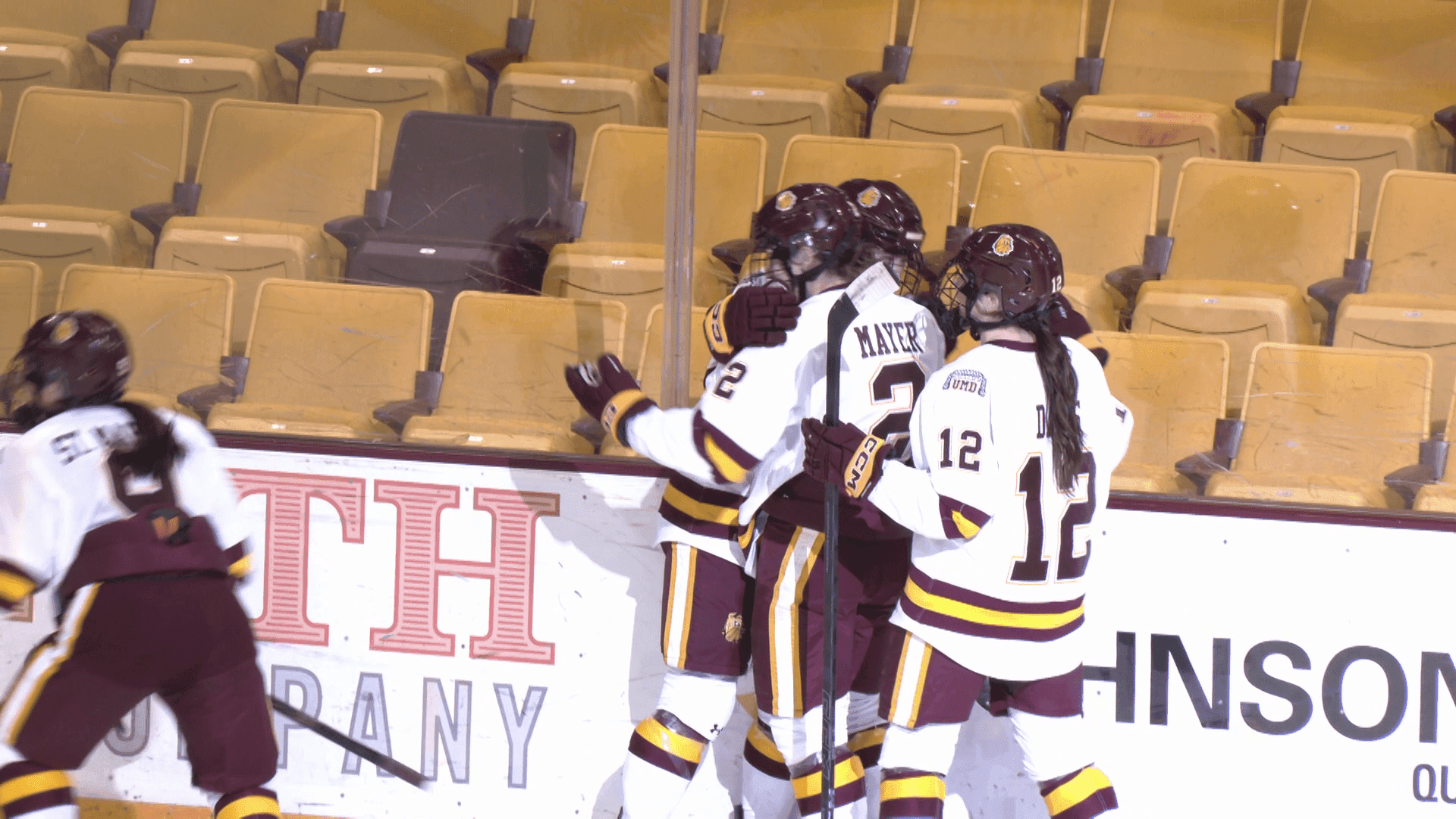 No. 10 UMD Overtime Goal Completes Sweep of No. 3 Minnesota