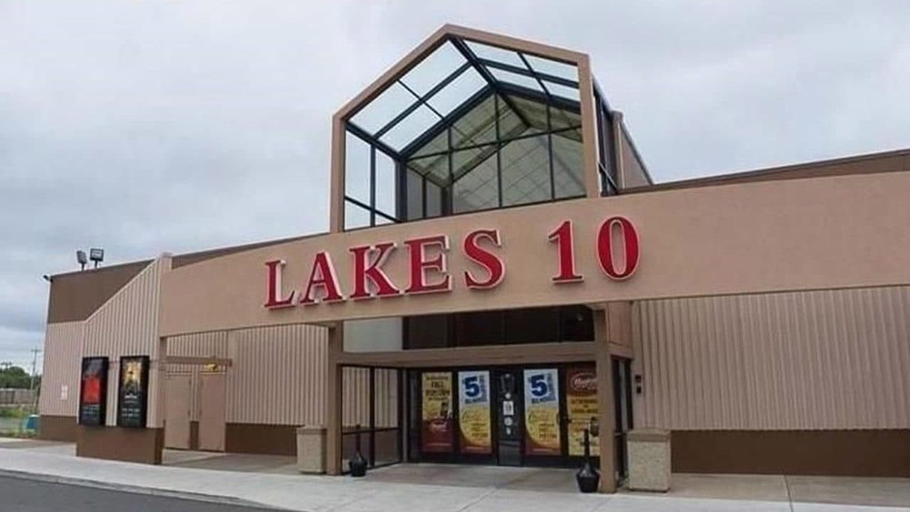 Marcus Lakes 10 Cinema in Hermantown closing Sunday, Duluth loses 10 screens