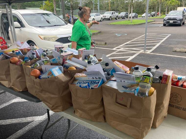Pahoa Volunteers Distribute Food, Ice and Water to Storm-Impacted Residents
