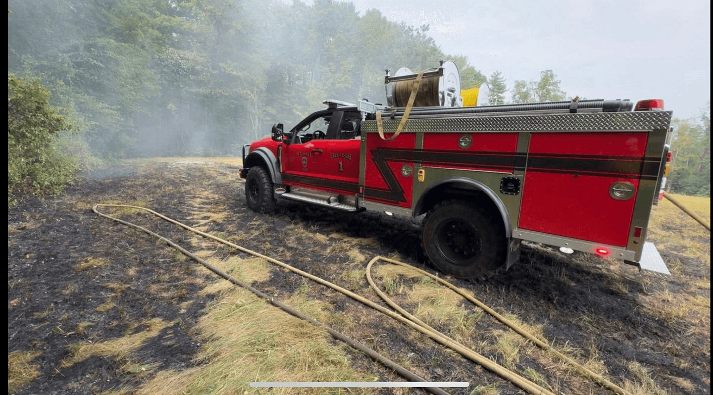 Brush fire on Kingsville Drive draws multiple Orange County agencies