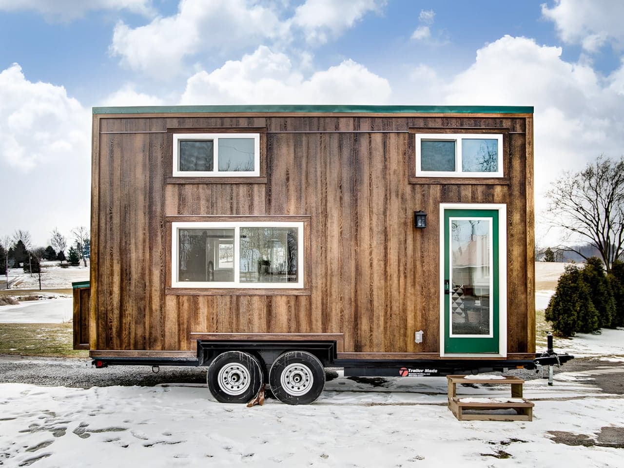 Modern Tiny Living’s 20-foot Kinnakeet packs full-size living into tiny footprint