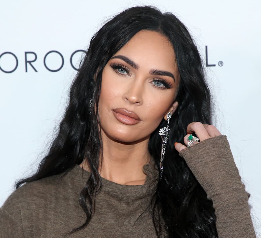 Celebrity Engagement Rings Drive Demand for Sleeker, Minimalist Settings