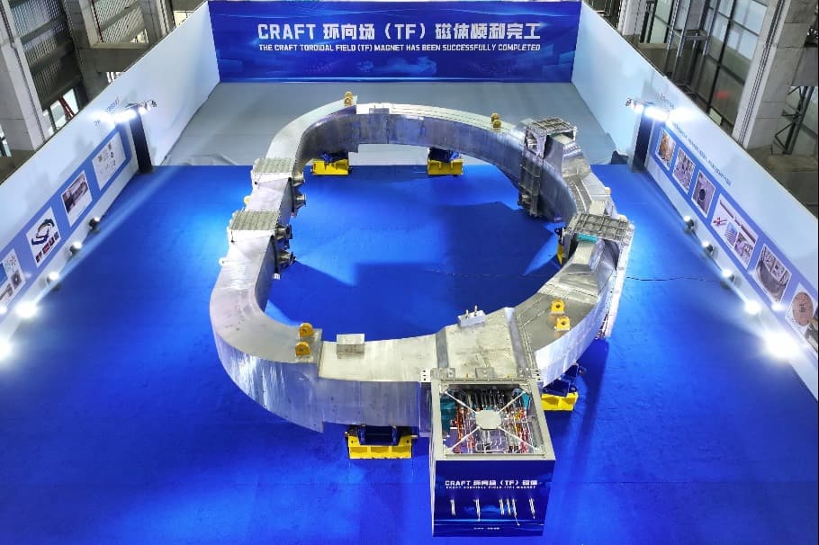 China tests record superconducting magnet for fusion reactor