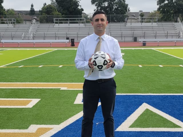 Oxford High hires Alfredo Alvarez as new boys' soccer coach