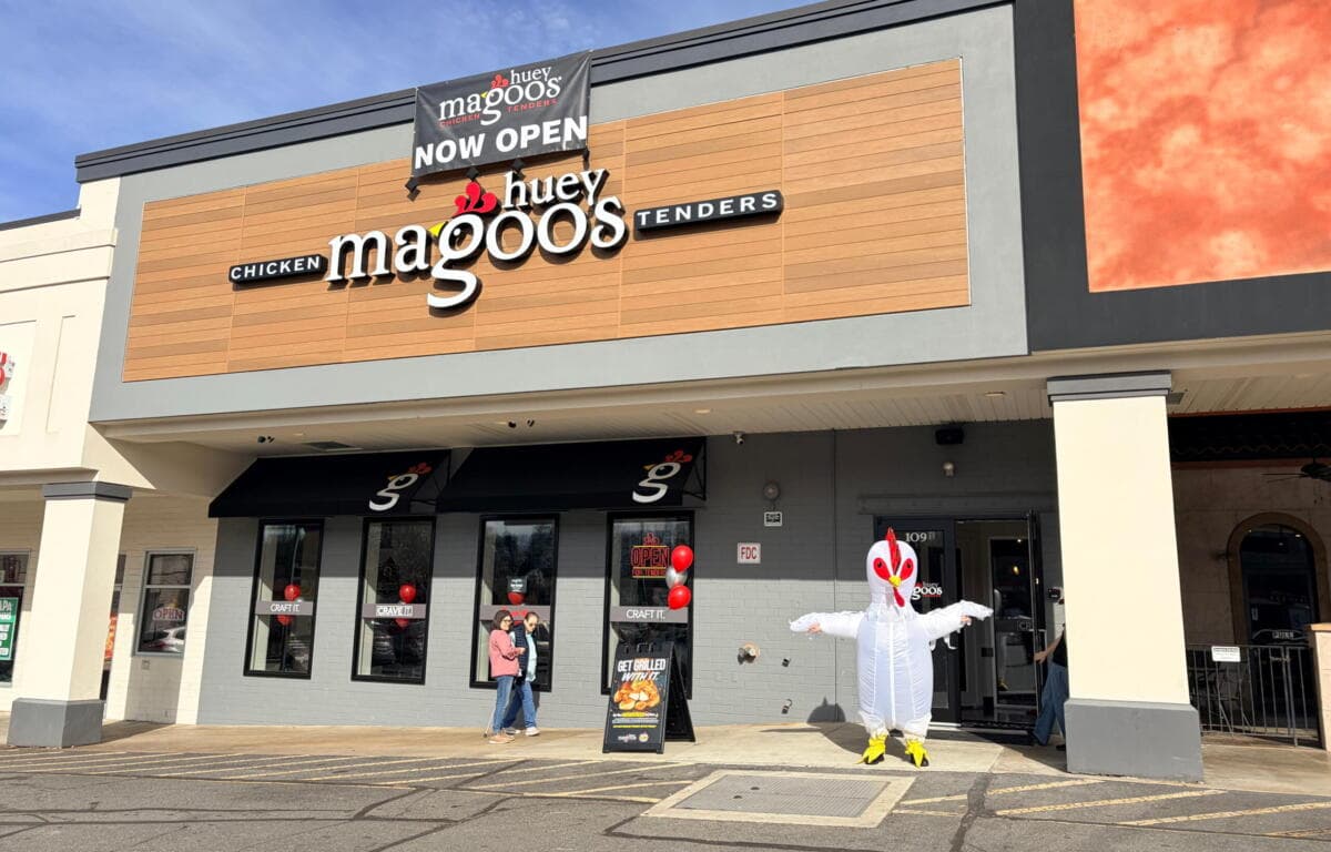 Huey Magoo's Opens in Weaverville March 28 with Free Chicken Giveaway