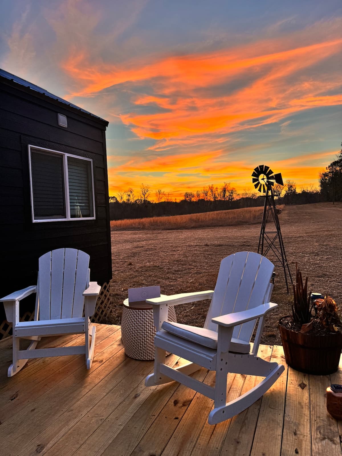 Surya Tiny House in Florida Earns Income as an Airbnb Rental