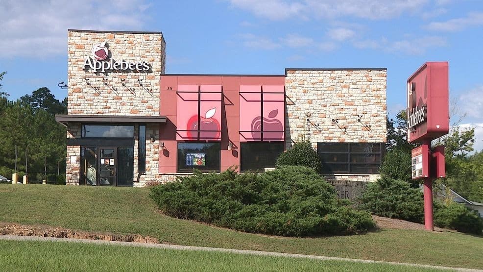 EEOC says Applebee’s operator to pay $270,000 over harassment claims