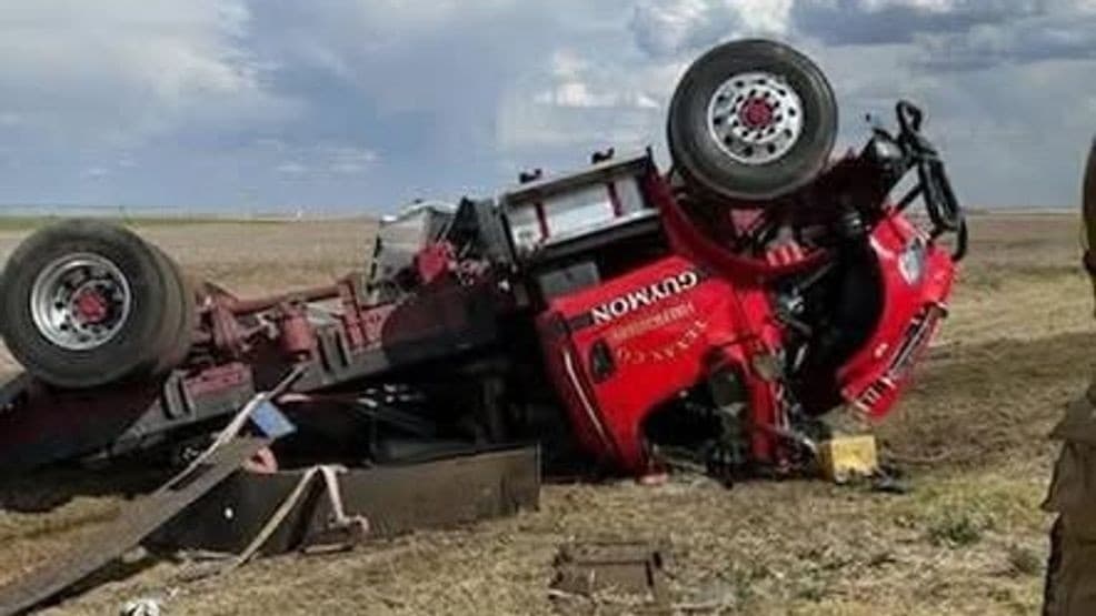 U.S. 64 closed in Guymon after wreck, traffic rerouted