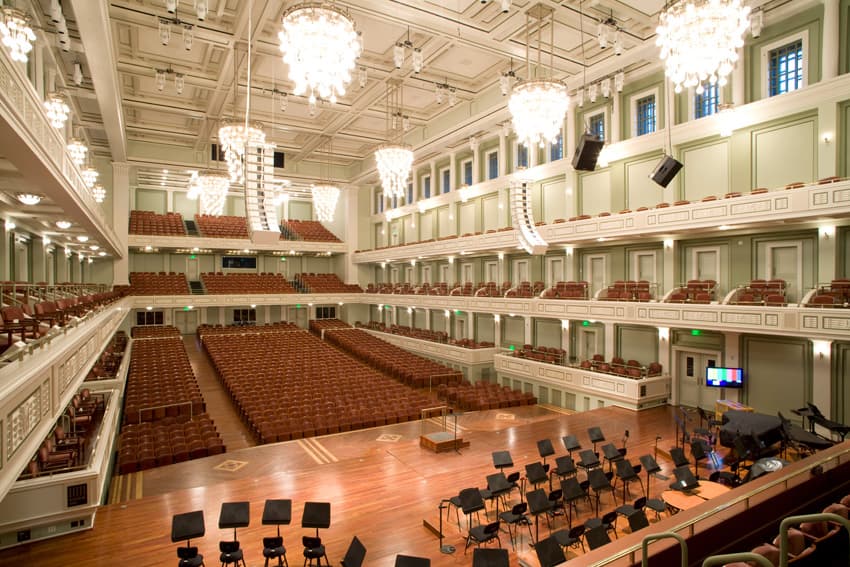Yo Sabri brings Appalachian country and qawwali to Nashville Symphony