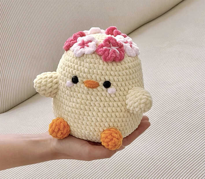 easy crochet duck plush pattern brings cheerful kawaii charm