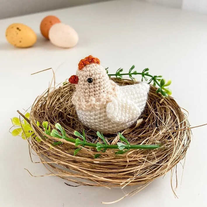 Tiny chicken amigurumi pattern offers a quick beginner-friendly spring make