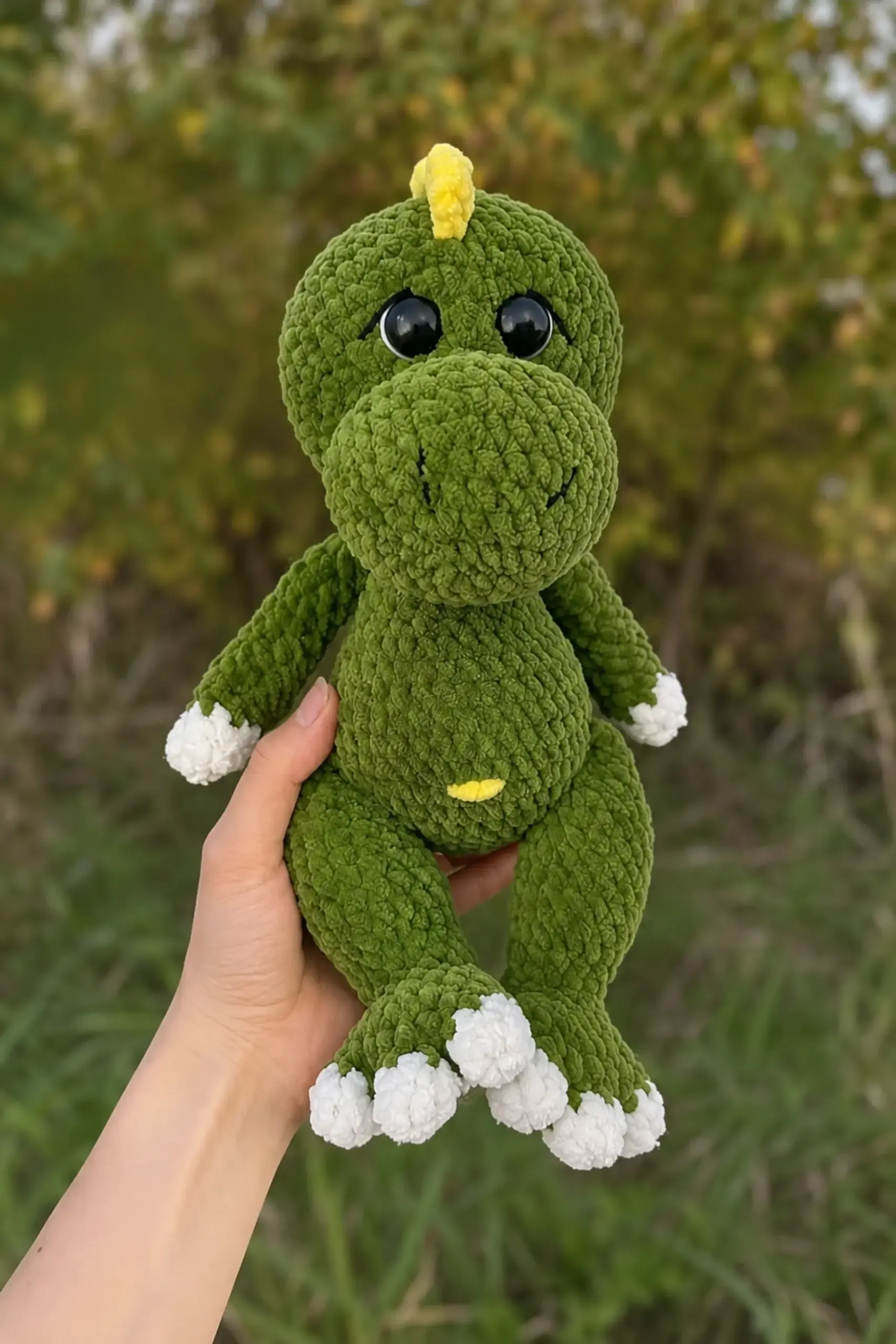 Amigurumi Corner releases soft-spiked dinosaur crochet pattern for intermediate makers