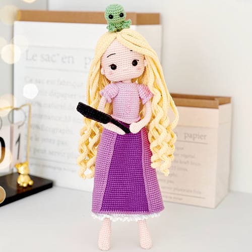 Free Rapunzel Amigurumi Doll Pattern Brings Fairy Tale Magic to Intermediate Crocheters