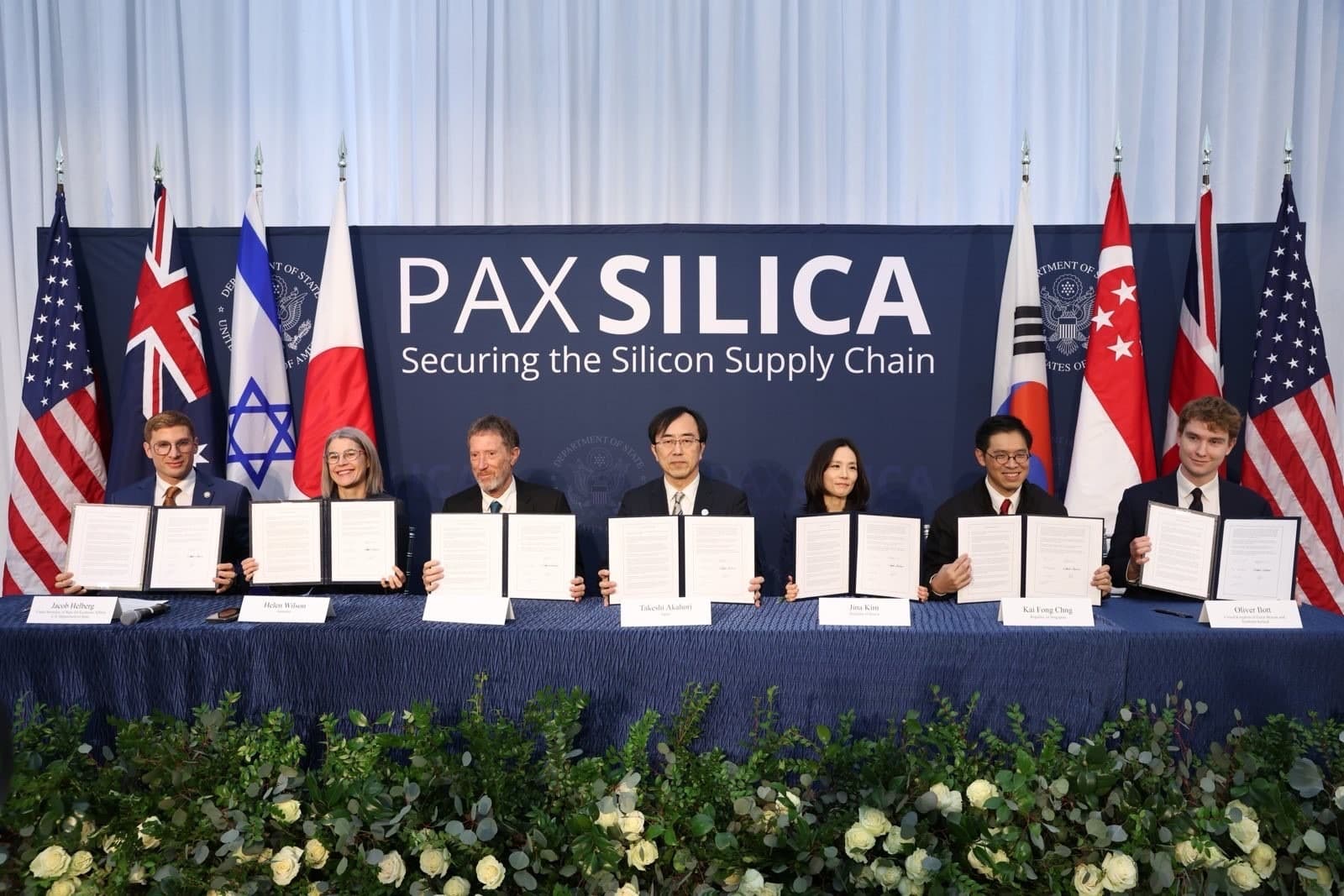 U.S. launches Pax Silica to cut China reliance in AI supply chains