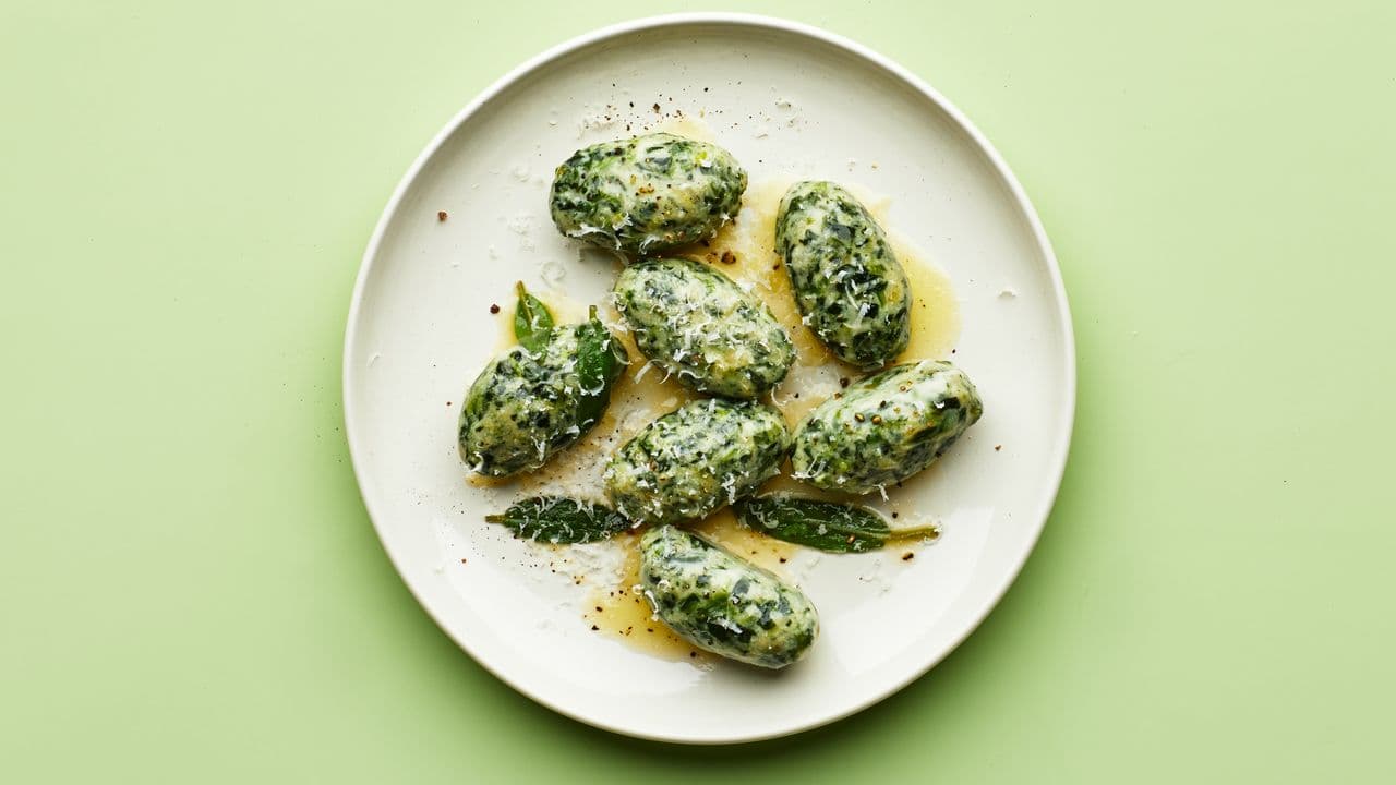 Make malfatti at home with a simple ricotta and spinach method