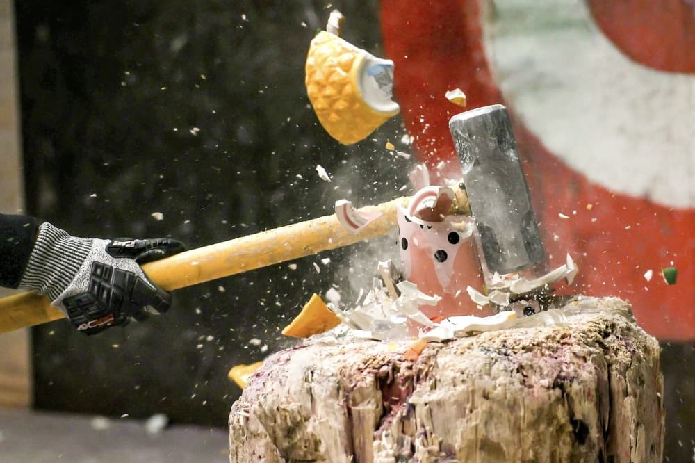 iSmash opens Cypress location with rage rooms and axe throwing