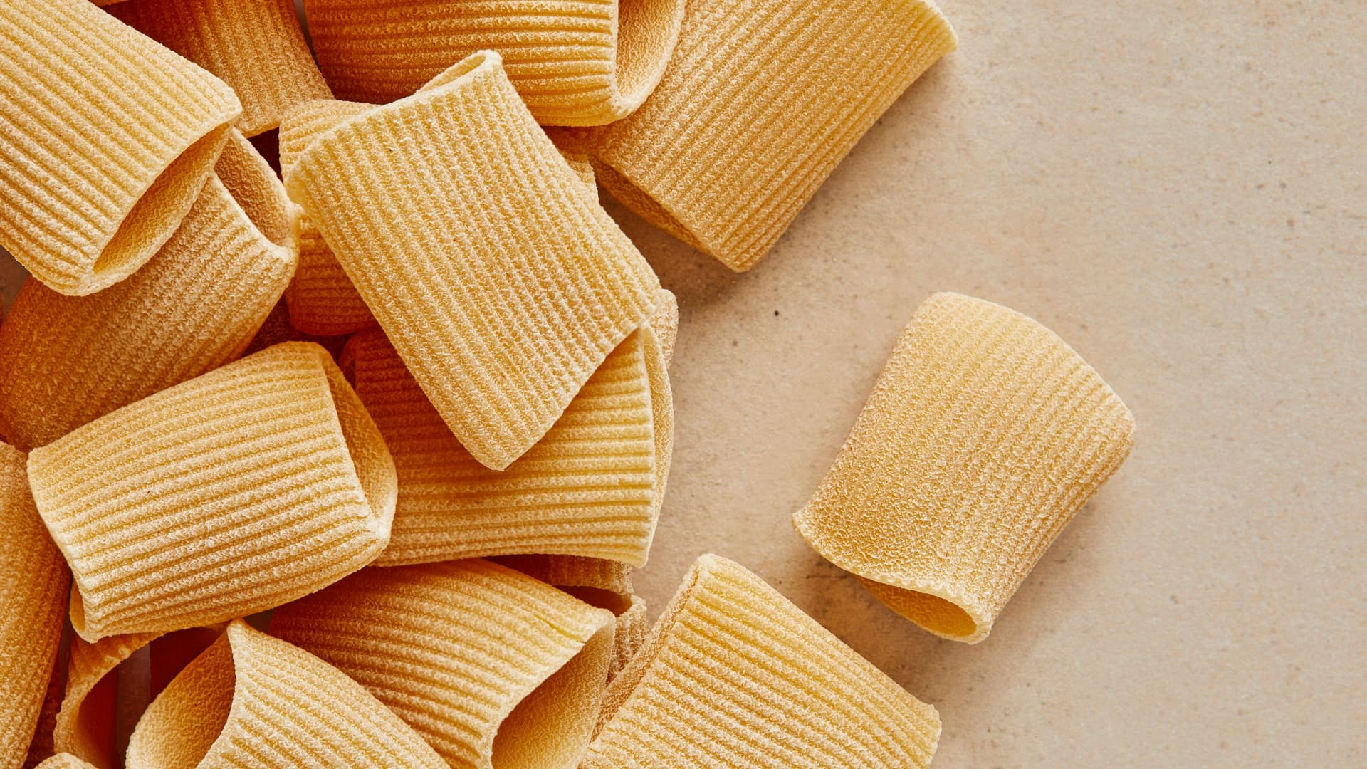 How to choose pasta - shapes, flour, die-cutting and storage tips