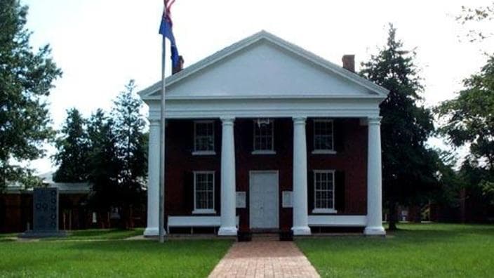 Goochland Day Trips: Courthouse Walks, Parks, and Local Gems