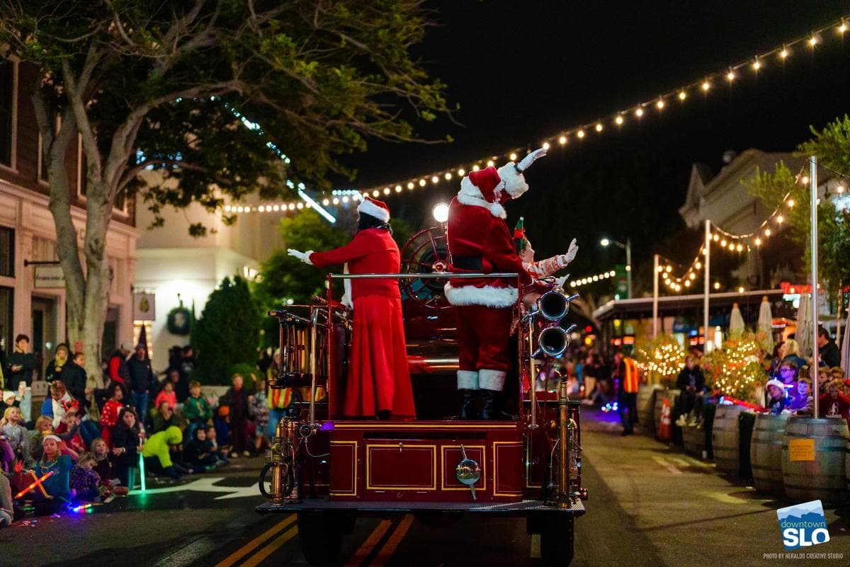 San Luis Holiday Parade of Lights Draws Over 1,000 Residents