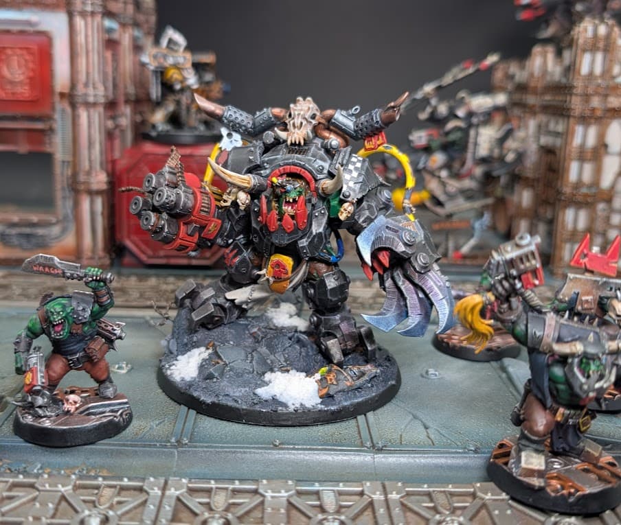 Goonhammer hobby roundup spotlights massive 40k builds and painted displays