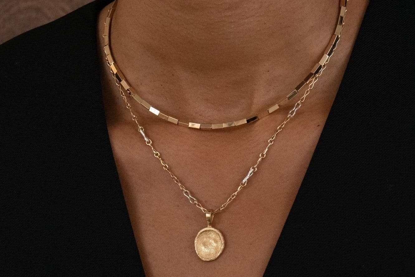 Luxury Personalized Jewelry in 2026 Embraces Storytelling, Recycled 18k Gold