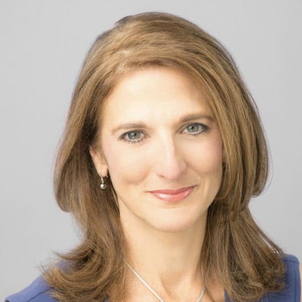 Jill Schlesinger offers smart money moves for college savers