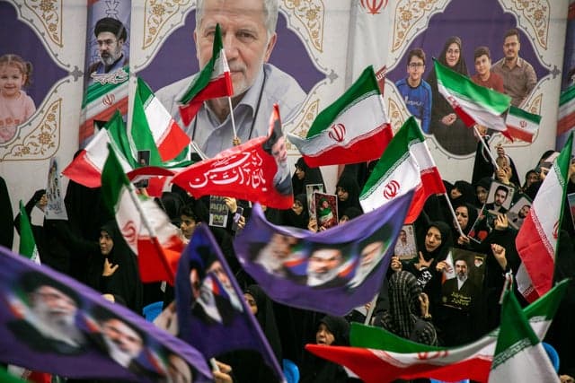 Iran accuses U.S. of ceasefire breach as Trump presses for deal