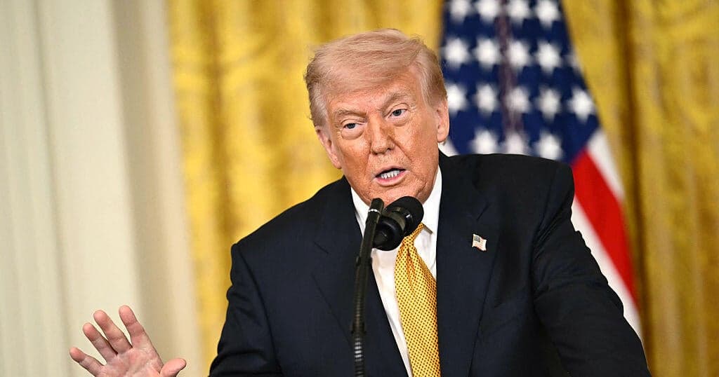 Democrats Probe Trump Clemency Deals, Seek Links to Money and Influence
