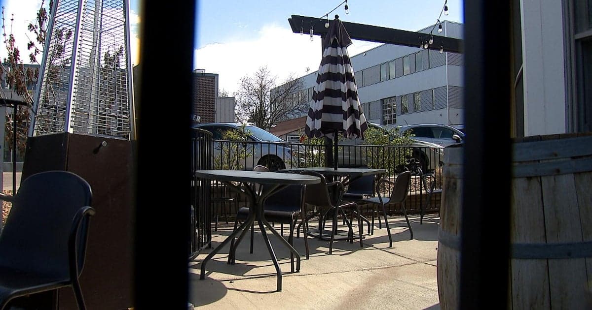 Castle Rock cafe says parking tickets are scaring off customers