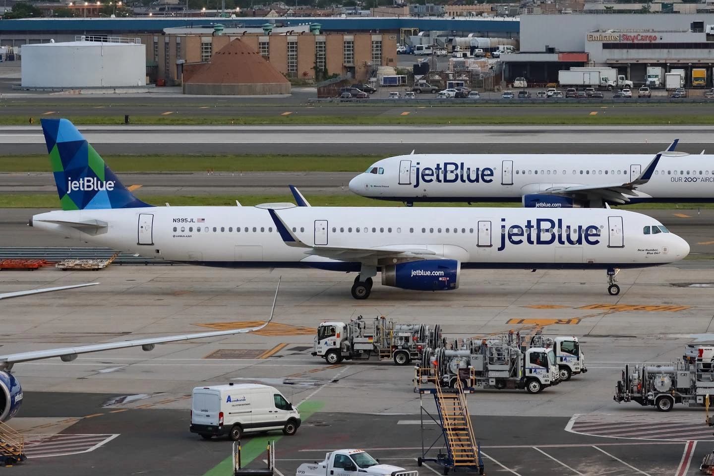 JetBlue Cancels Boston-Asheville Nonstop Route, Citing Poor Performance