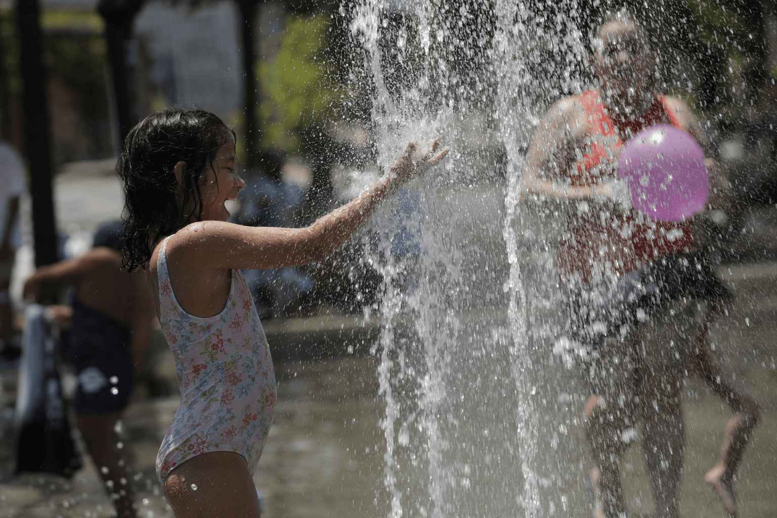 Syracuse hits 91 degrees, breaks 64-year May 18 heat record
