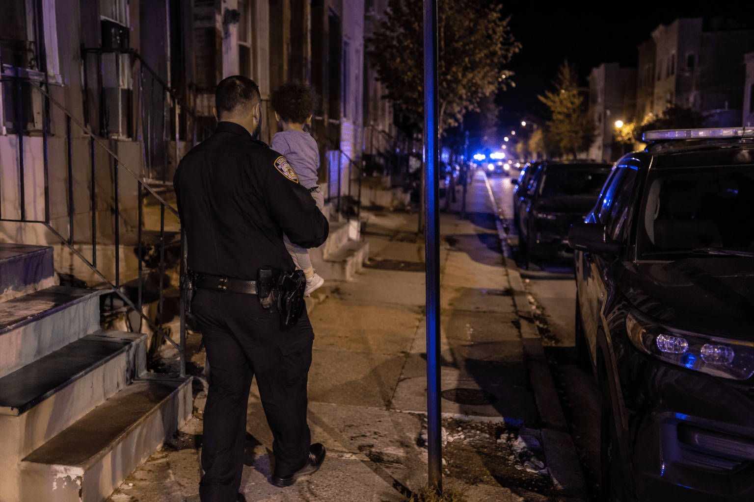 Baltimore police find two unsupervised toddlers on Lindale Avenue
