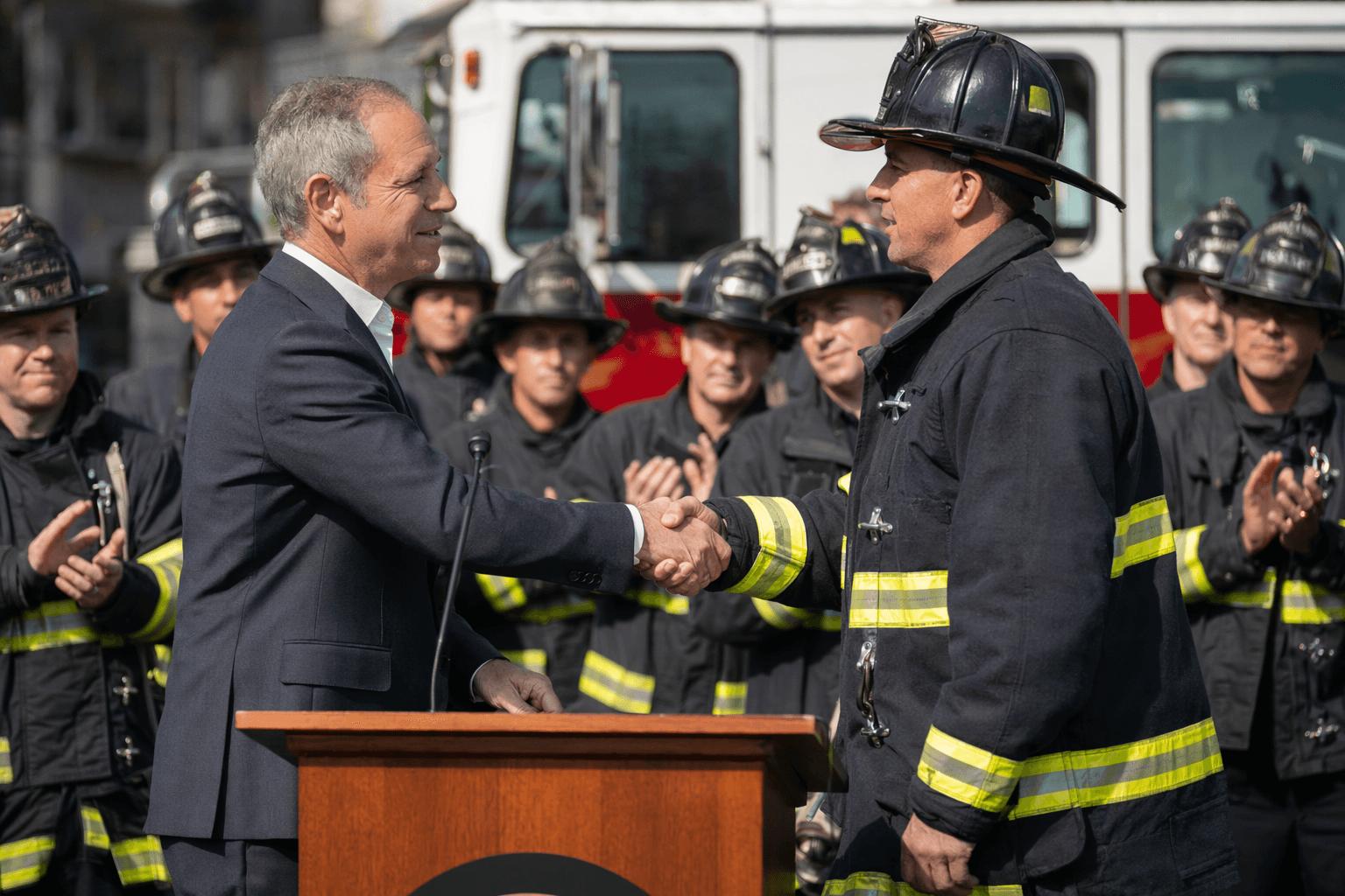 Lurie signs firefighter labor deal, boosts San Francisco public safety