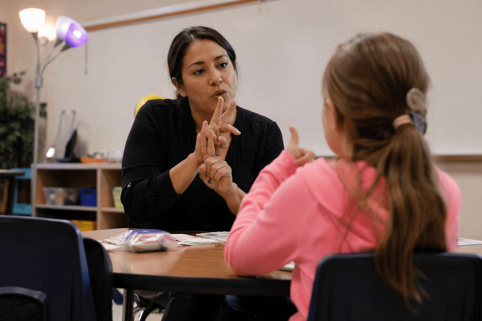 Clovis Unified interpreters say low pay, short hours hurt deaf students