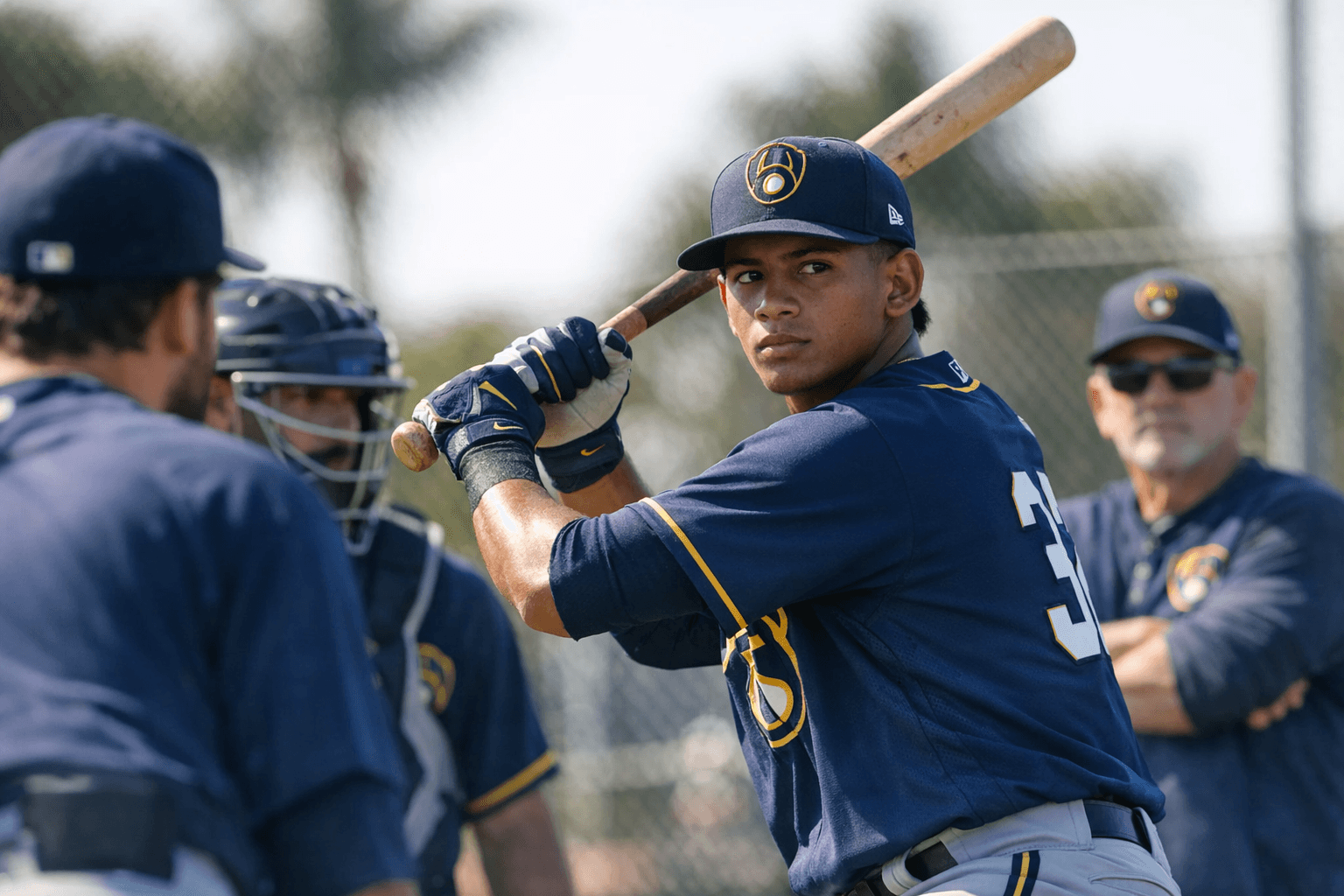 Brewers Add 18-Year-Old Top-3 Prospect Jesús Made to Non-Roster Spring Invitees