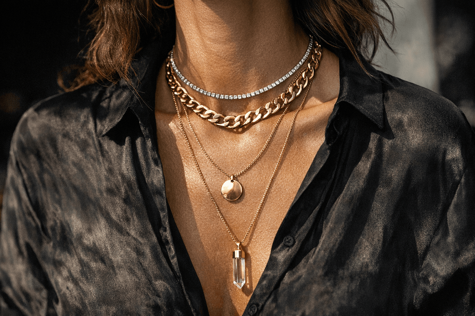 How chain lengths and textures create perfect layered necklace stacks