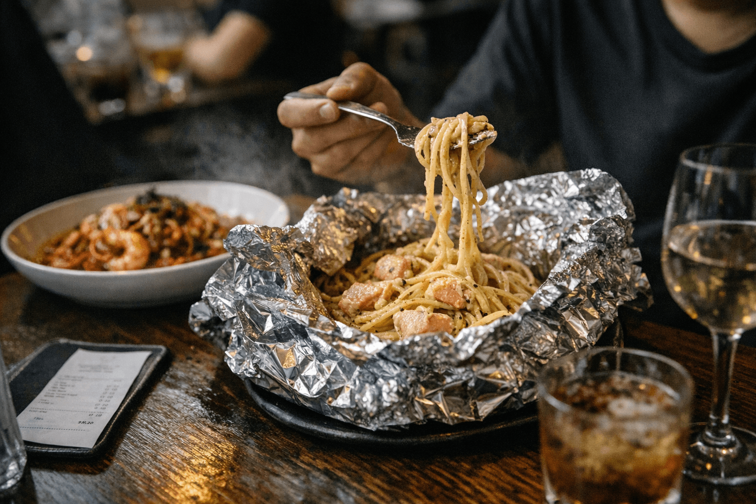 Sydney Diner Pays $150 for Pasta Served in Aluminium Foil