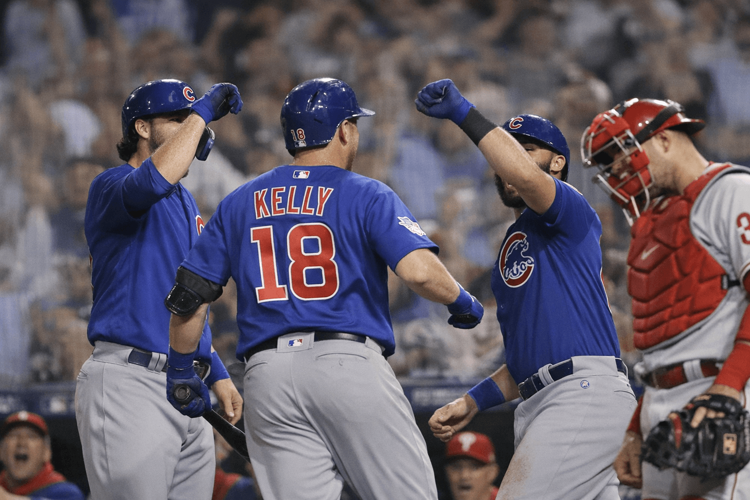 Cubs erupt for six runs in sixth, rally past Phillies 10-4