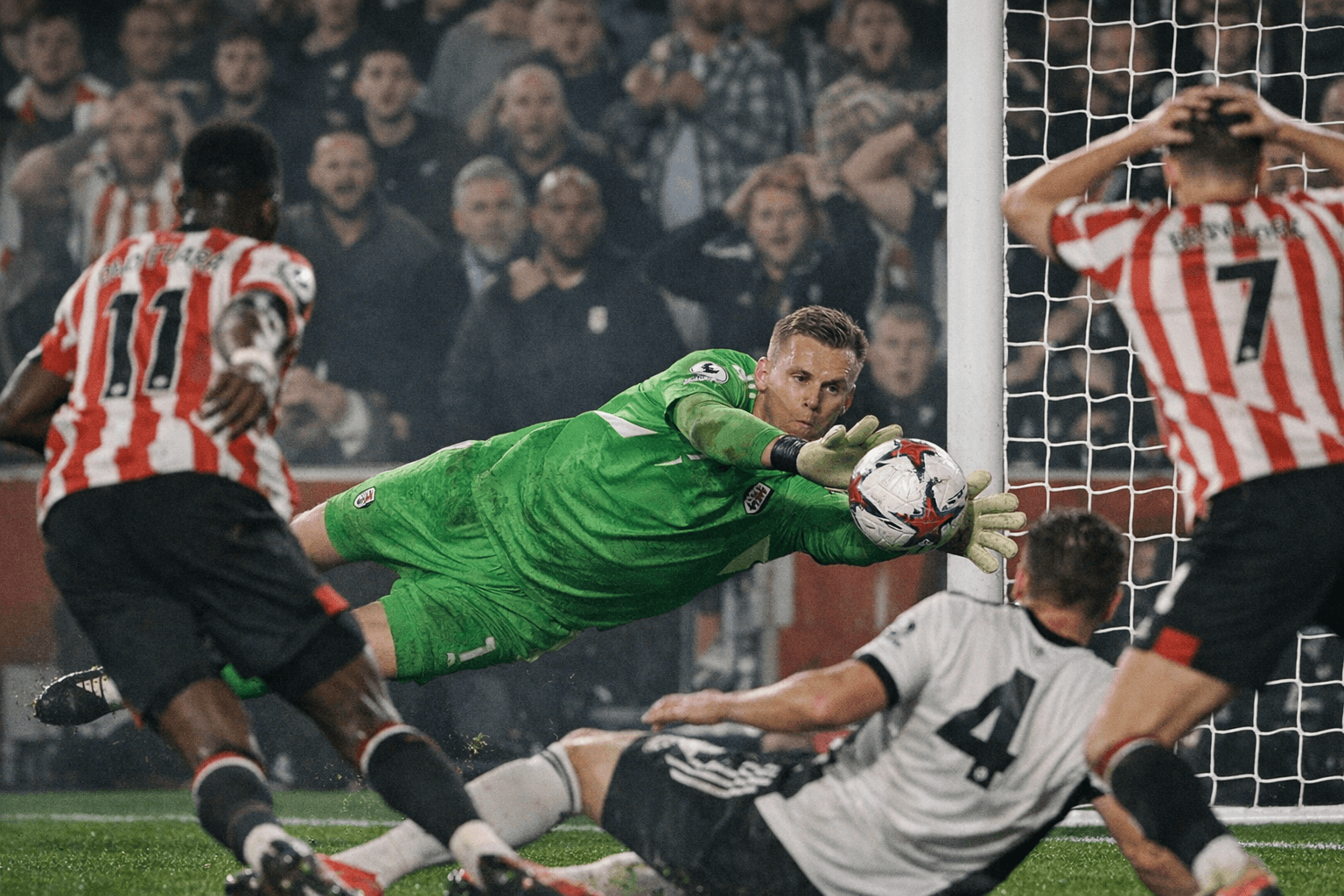 Leno's late save keeps Fulham's European hopes alive at Brentford