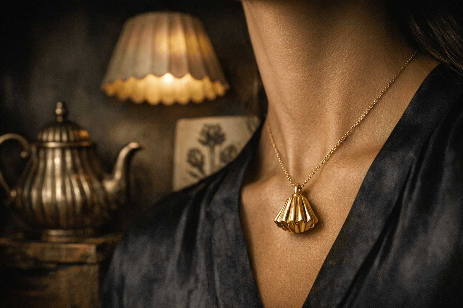 Casey Perez’s Loma pendant turns everyday forms into sculptural gold